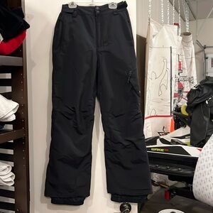 Junior Rossignol ski pants in black.